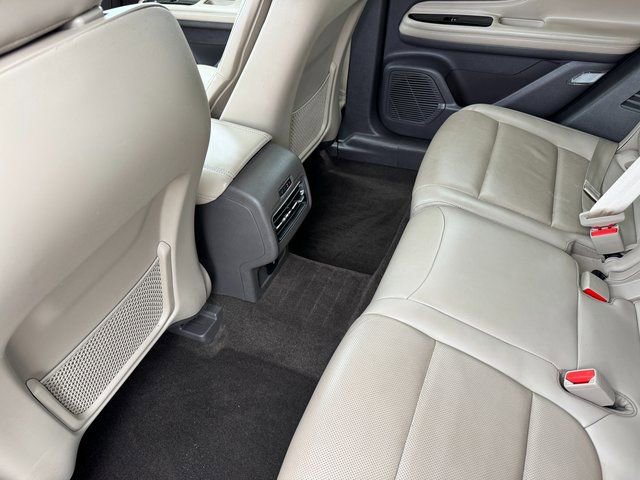 Used 2022 Lincoln Corsair Reserve w/ Equipment Group 201A image 17