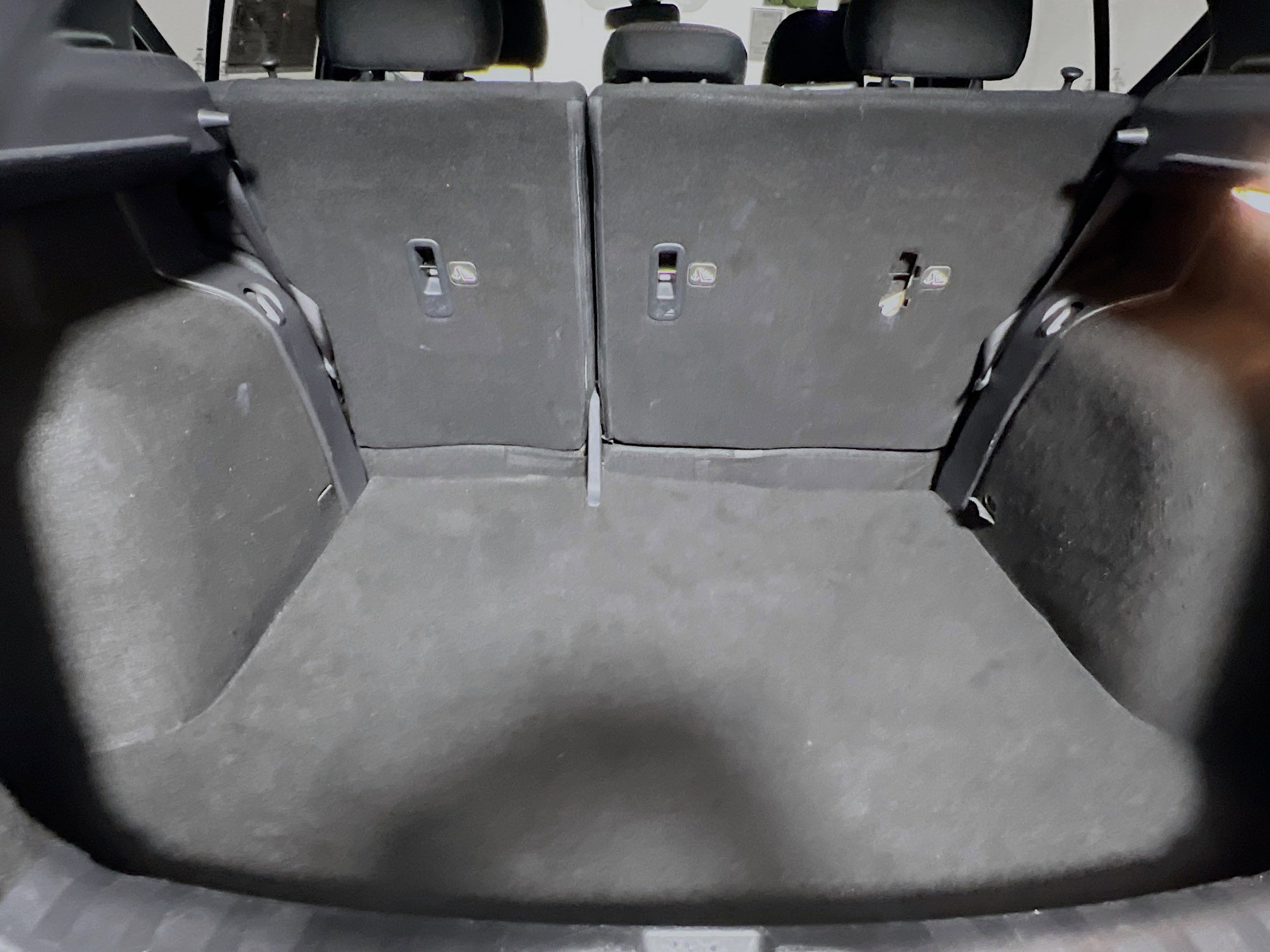 Used 2021 Nissan Kicks SR image 34