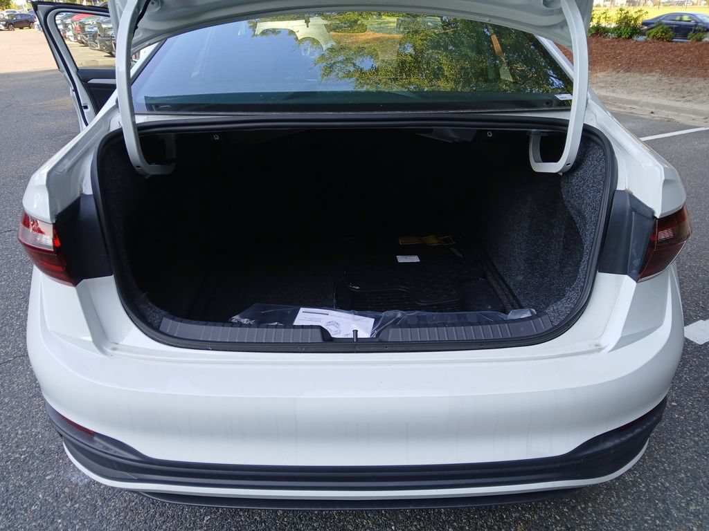 New 2026 Volkswagen Jetta Sport FWD image 21