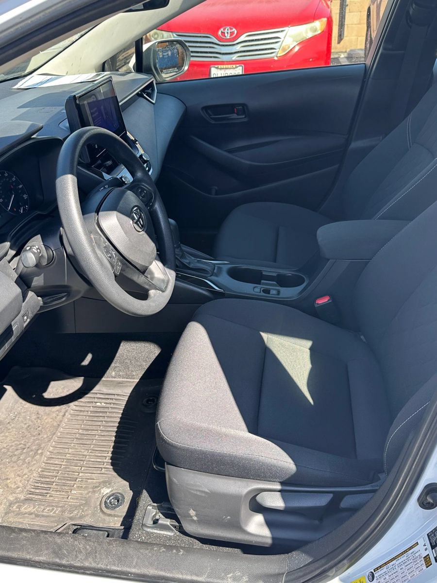 Used 2023 Toyota Corolla LE FWD image 7