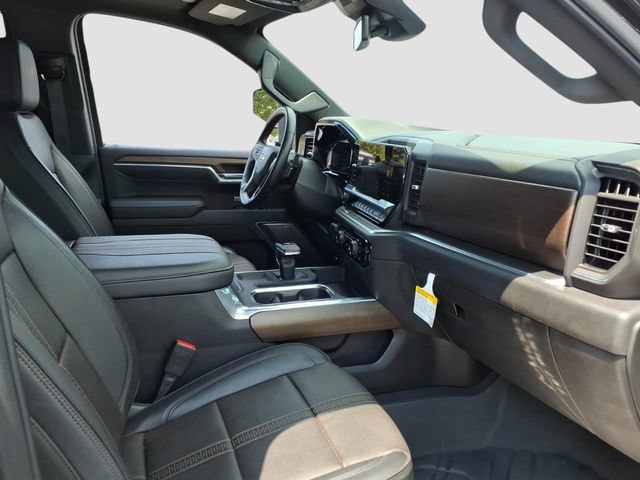 Used 2024 Chevrolet Silverado 1500 High Country w/ High Country Premium Package AWD/4WD image 19