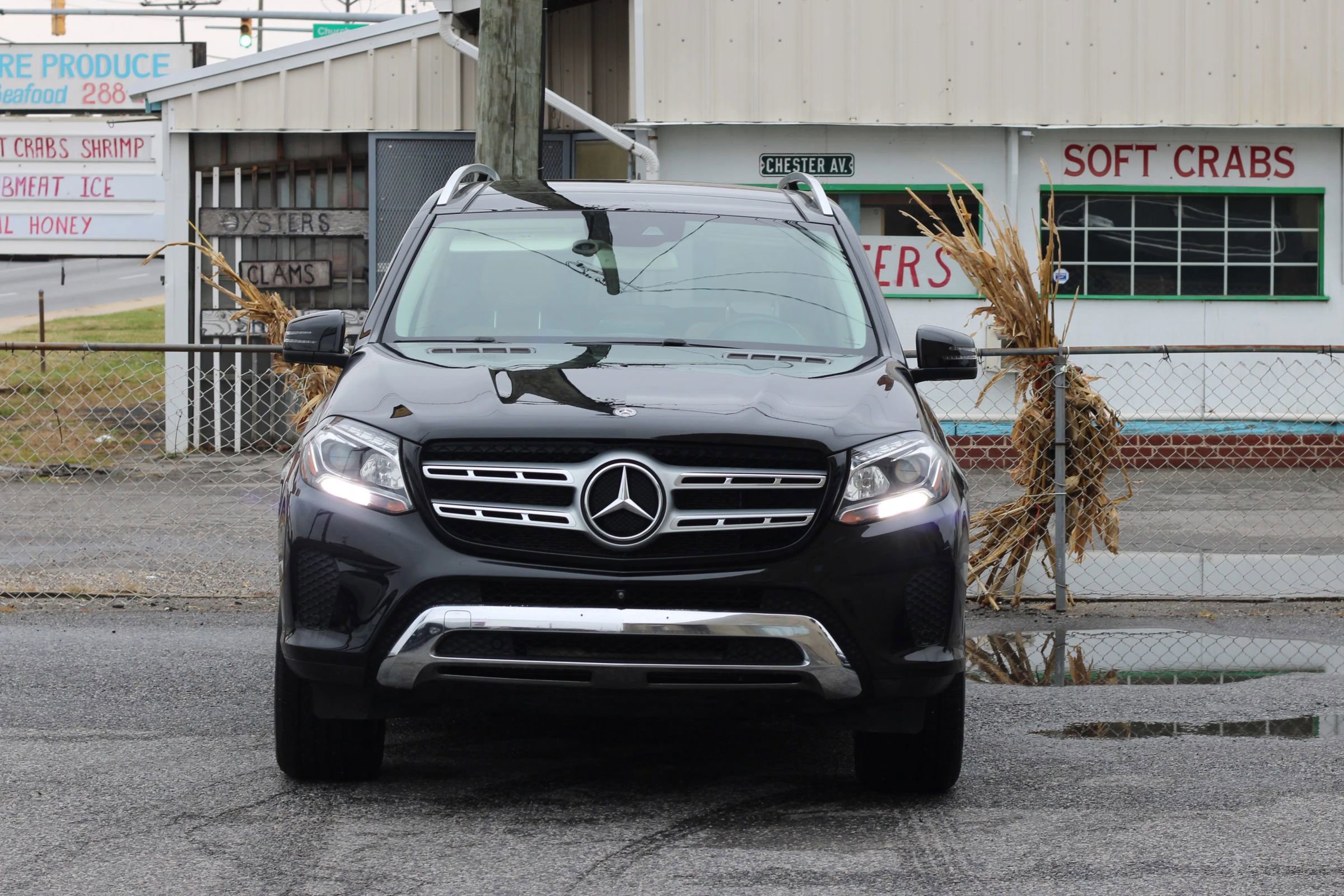 Used 2018 Mercedes-Benz GLS 450 4MATIC w/ Premium Package image 2
