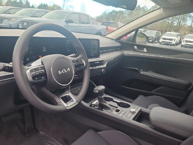 New 2026 Kia K5 LXS FWD image 11