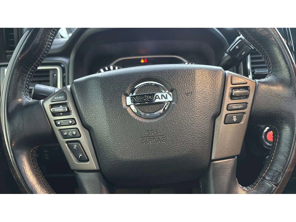 Used 2021 Nissan Titan Platinum Reserve w/ Moonroof Package image 15