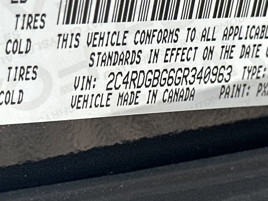 Used 2016 Dodge Grand Caravan SE FWD image 29