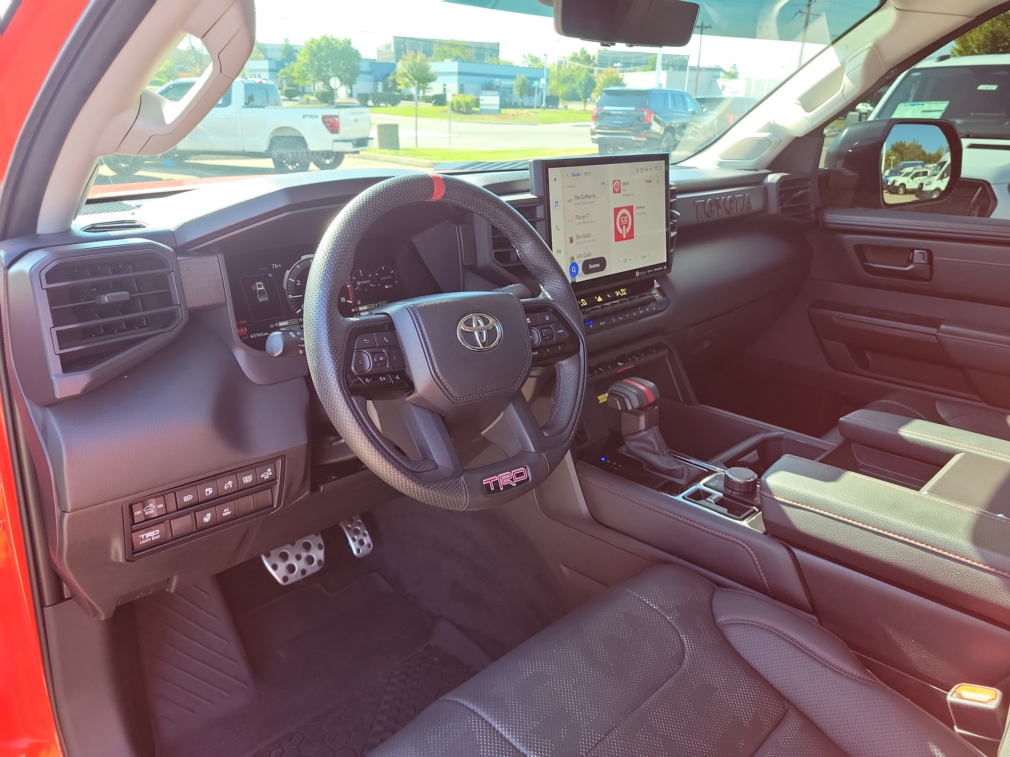 Used 2022 Toyota Tundra TRD Pro AWD/4WD image 15