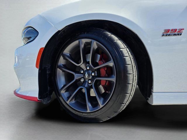 Used 2023 Dodge Charger Scat Pack w/ Technology Group RWD image 39