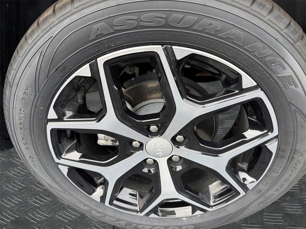 Used 2024 Jeep Compass Limited image 21