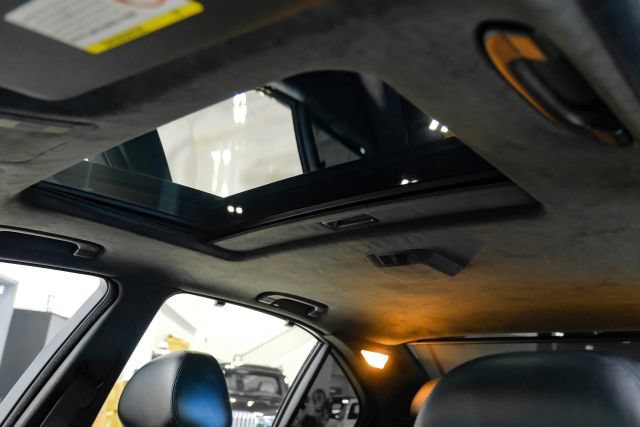 Used 2003 BMW M5 RWD image 6