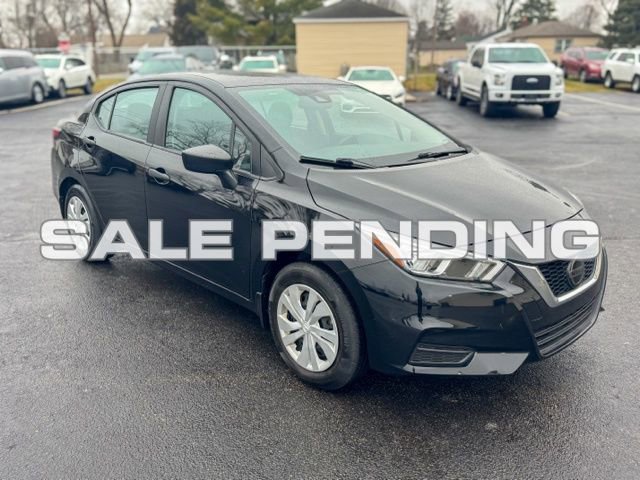 Used 2021 Nissan Versa S image 1