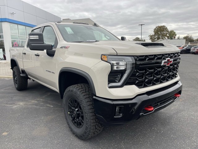 New 2026 Chevrolet Silverado 2500 ZR2 image 1