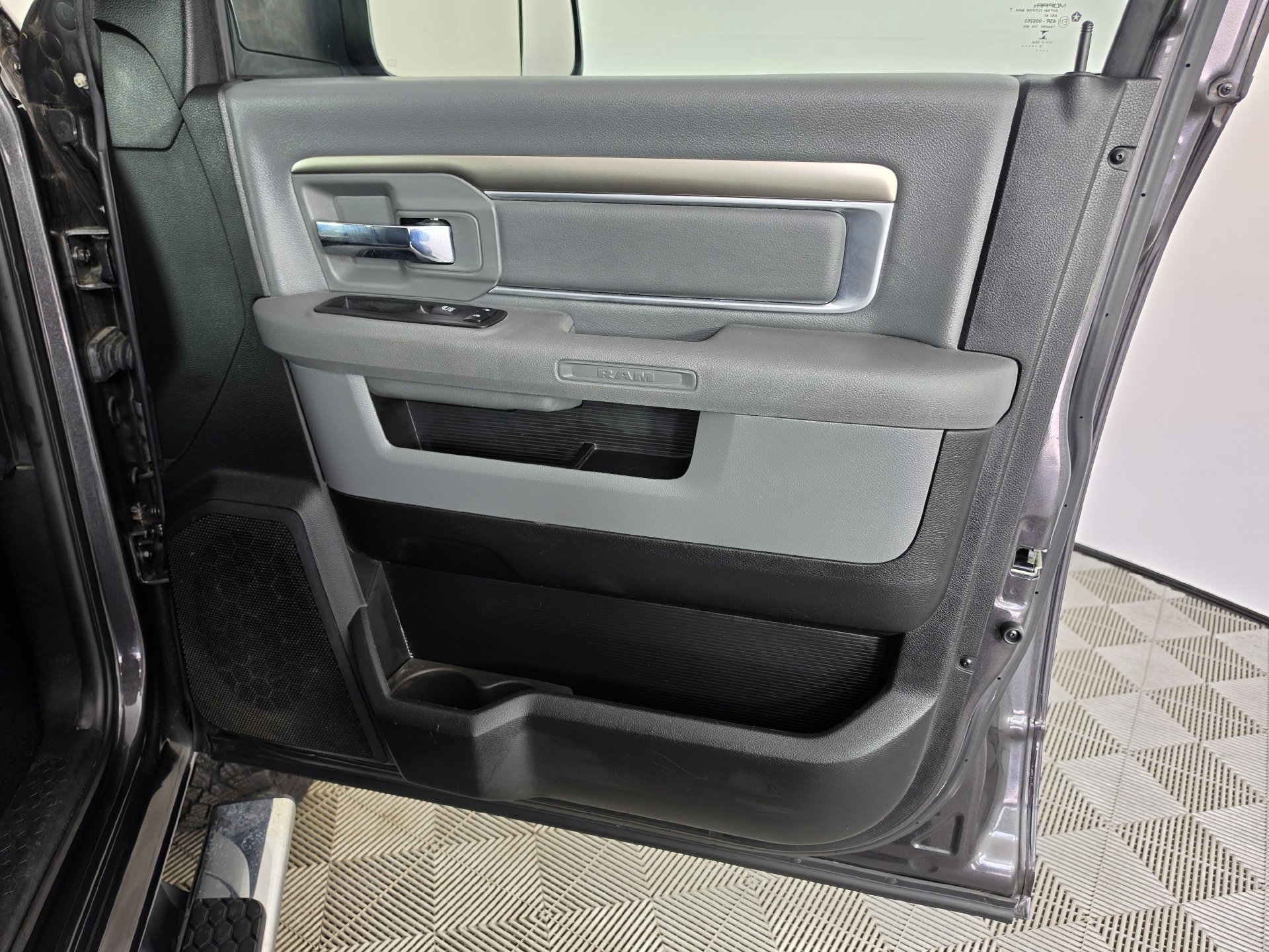Used 2018 RAM 2500 Big Horn AWD/4WD image 37