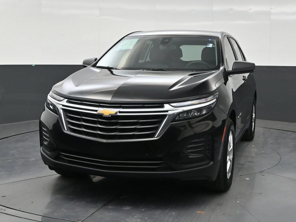 Used 2024 Chevrolet Equinox LS w/ Driver Confidence II Package FWD image 8