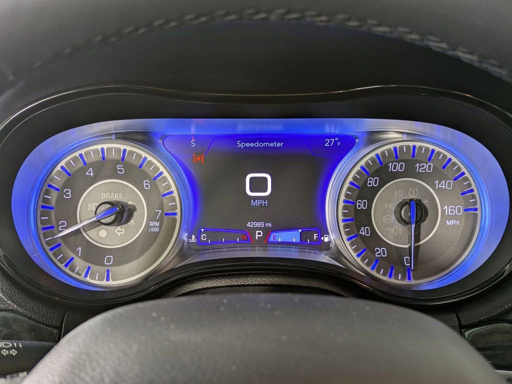 Used 2023 Chrysler 300 Touring L w/ Popular Equipment Group image 16