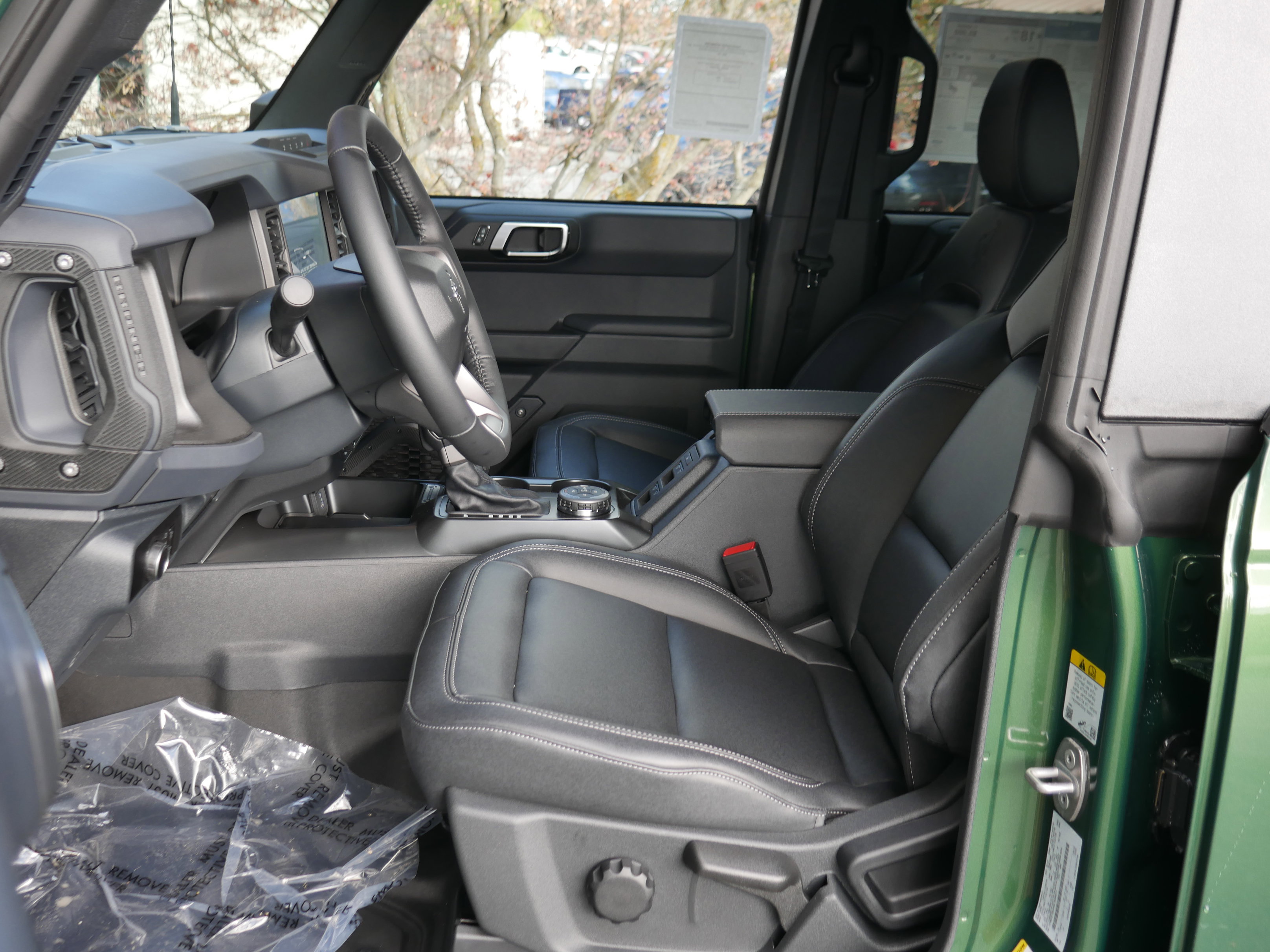 New 2025 Ford Bronco Big Bend w/ Black Diamond Package image 3