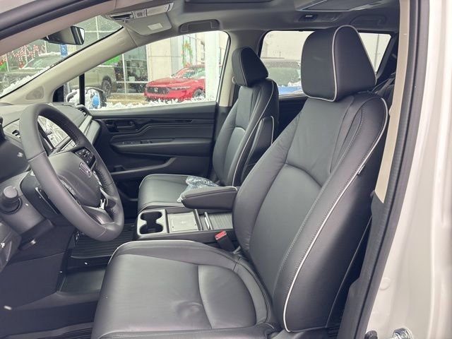New 2026 Honda Odyssey Touring image 13