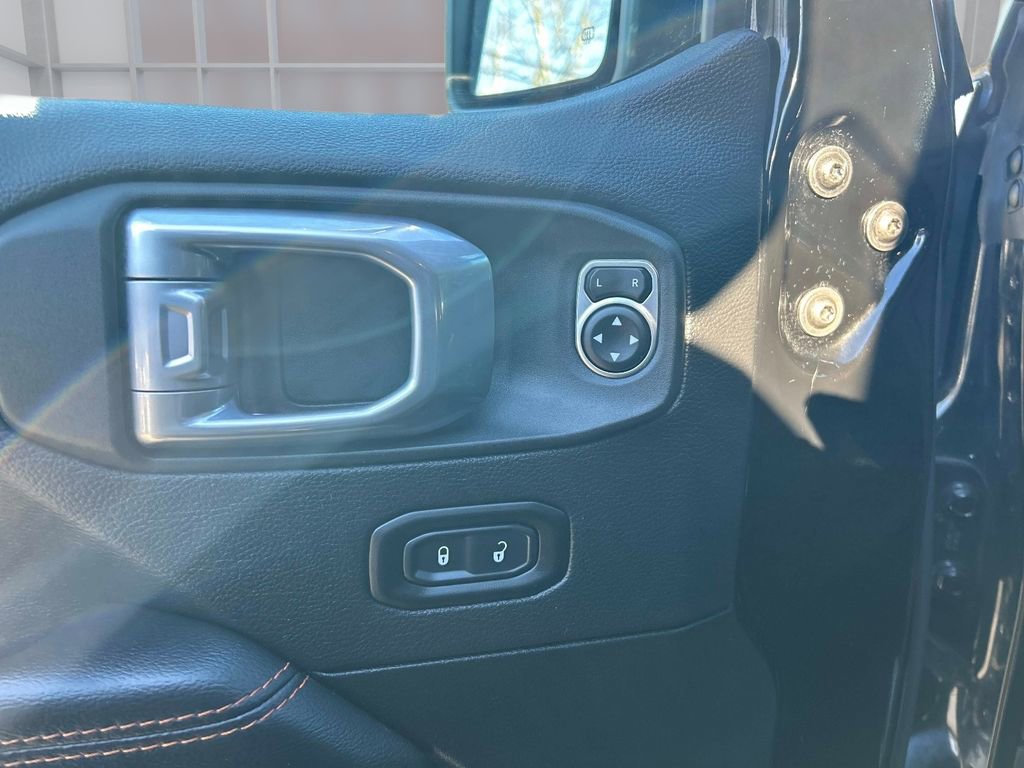 Used 2022 Jeep Gladiator Mojave image 11