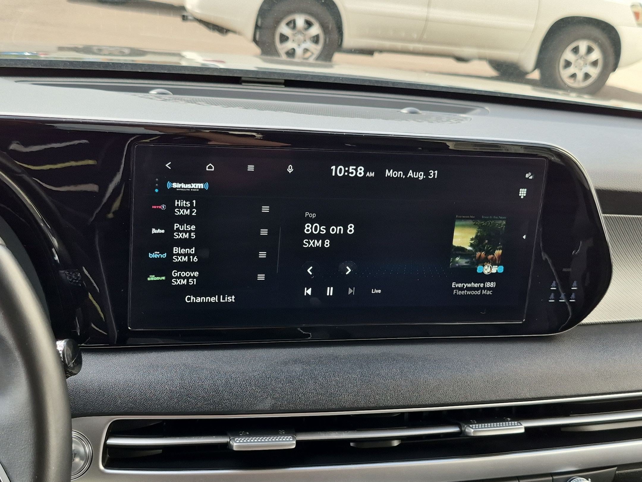 Used 2024 Hyundai Palisade SEL AWD/4WD image 25