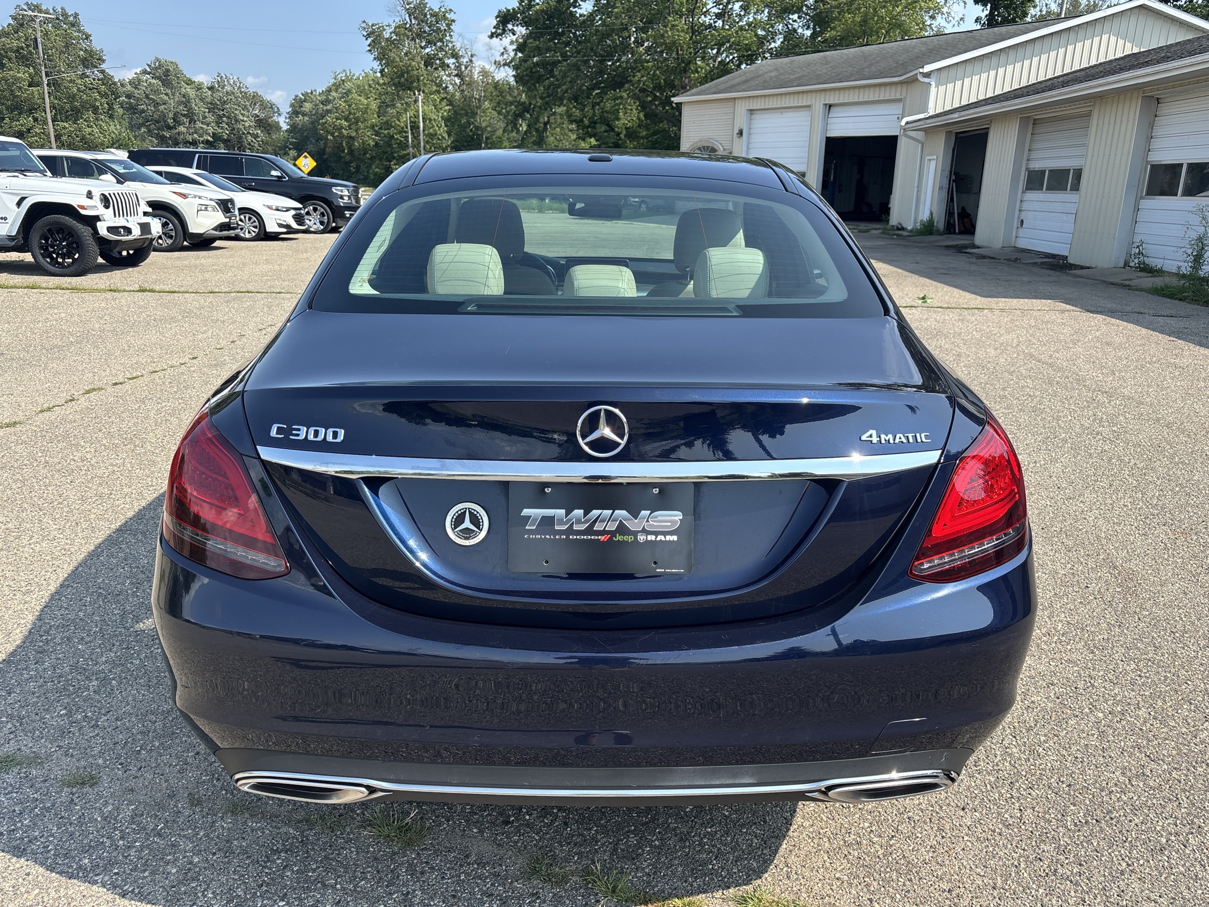 Used 2020 Mercedes-Benz C 300 4MATIC Sedan w/ Premium Package image 7