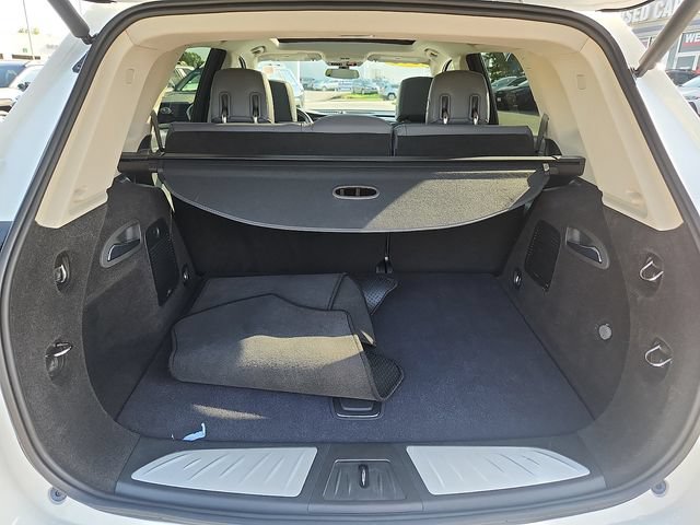 Certified 2019 Buick Envision Essence AWD/4WD image 30