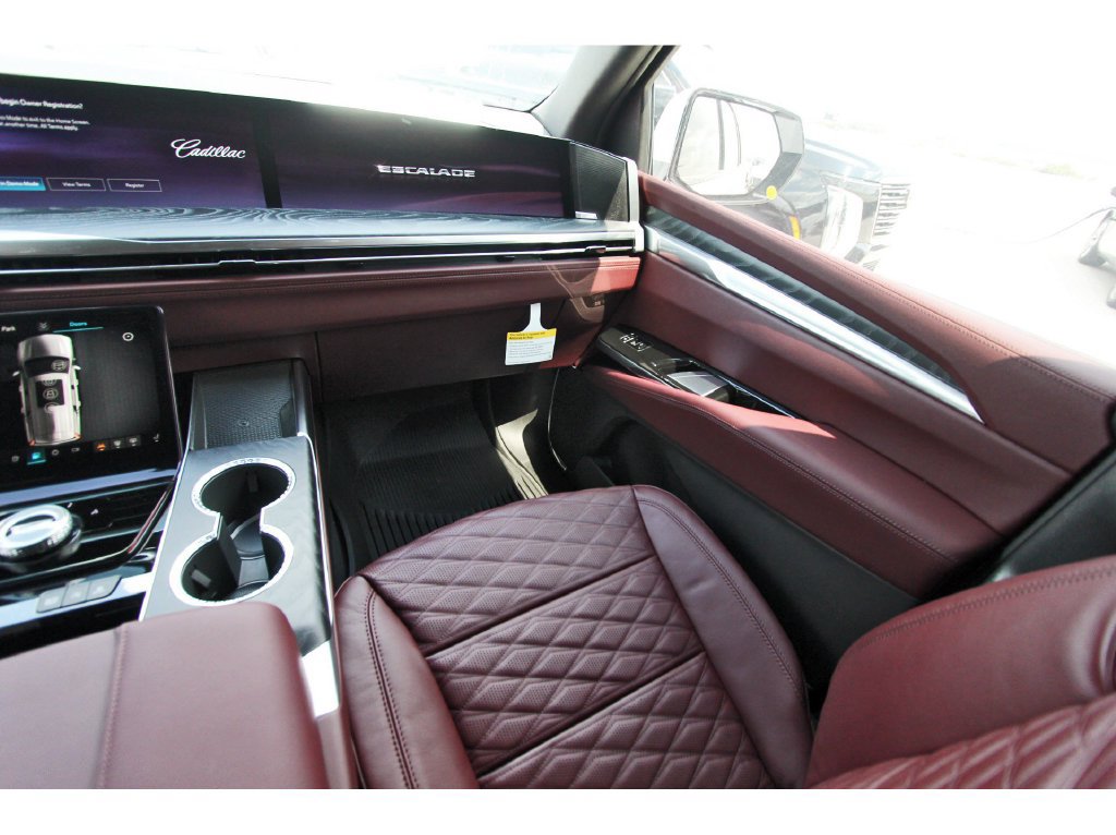 New 2027 Cadillac Escalade Sport w/ Touring Package AWD/4WD image 10
