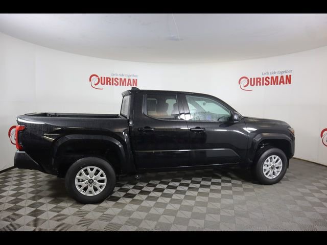 Used 2025 Toyota Tacoma SR w/ SR Upgrade Package AWD/4WD image 8