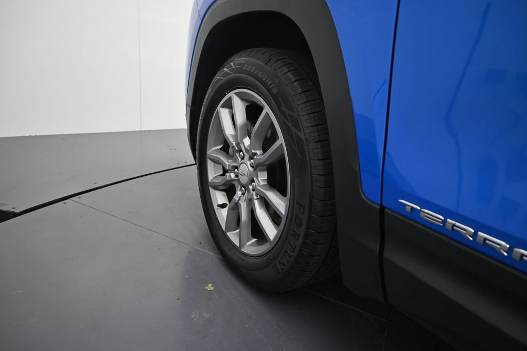 Used 2024 GMC Terrain SLT AWD/4WD image 13