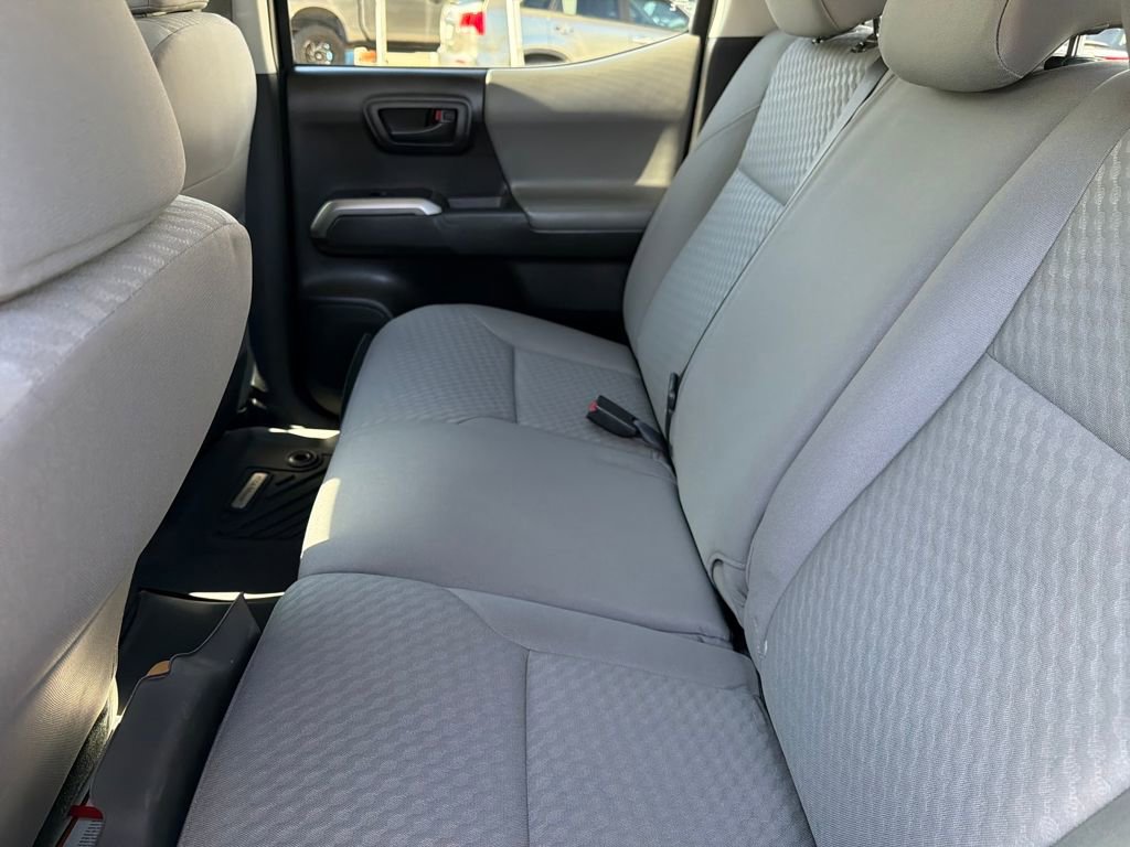 Used 2023 Toyota Tacoma SR5 w/ Technology Package AWD/4WD image 28