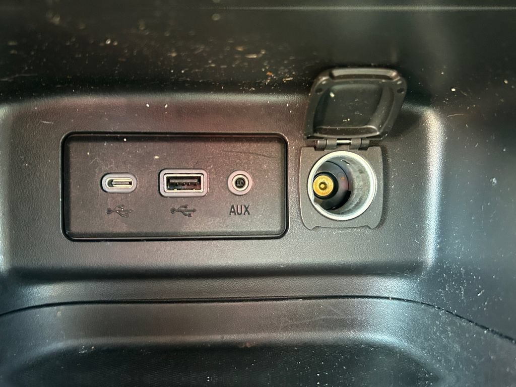 Used 2023 Chevrolet Equinox LS AWD/4WD image 22