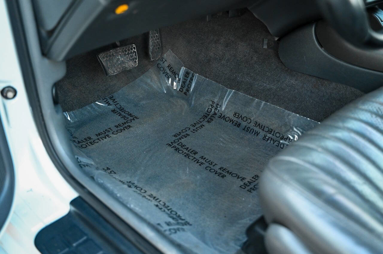 Used 1997 Chevrolet Camaro Z28 image 81