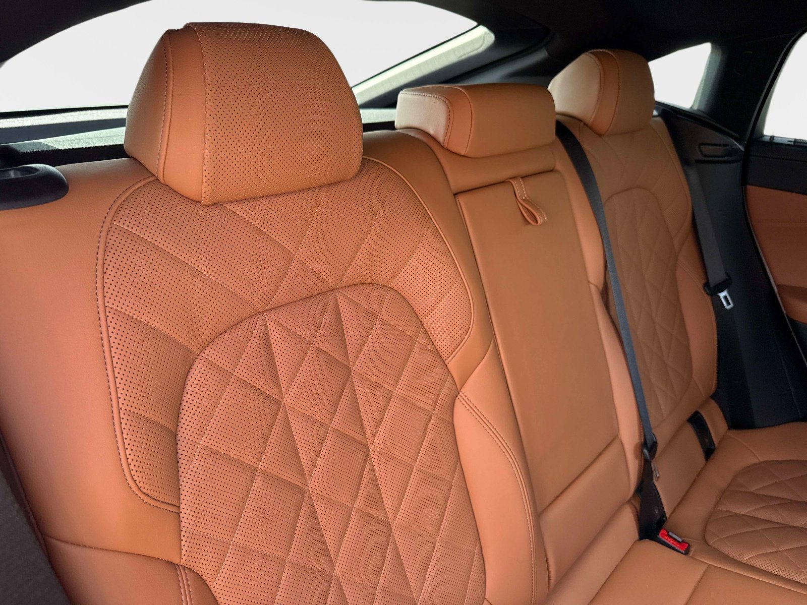 Used 2023 BMW X6 xDrive40i w/ Premium Package image 28