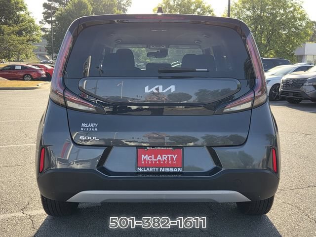 Used 2025 Kia Soul LX w/ LX Technology Package FWD image 4