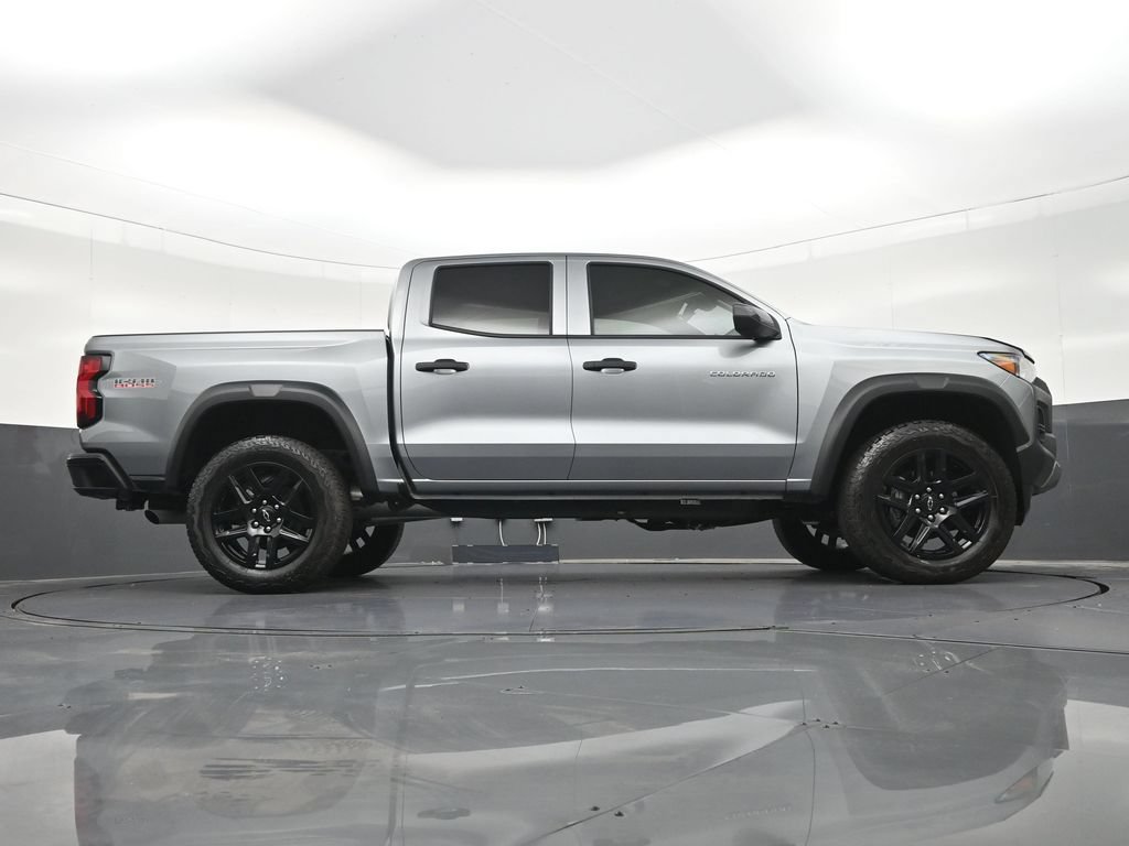 Used 2025 Chevrolet Colorado Trail Boss AWD/4WD image 29