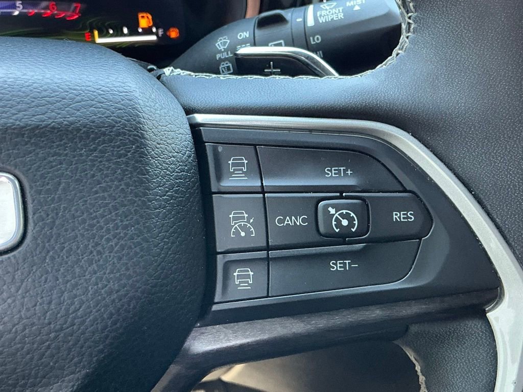 Used 2023 Jeep Grand Cherokee 4WD 4xe w/ Luxury Tech Group II image 43