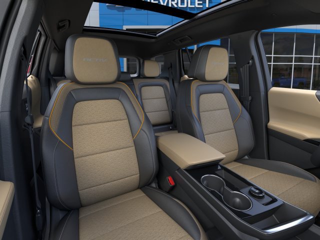New 2026 Chevrolet Equinox ACTIV w/ LPO, Floor Liner Package AWD/4WD image 16