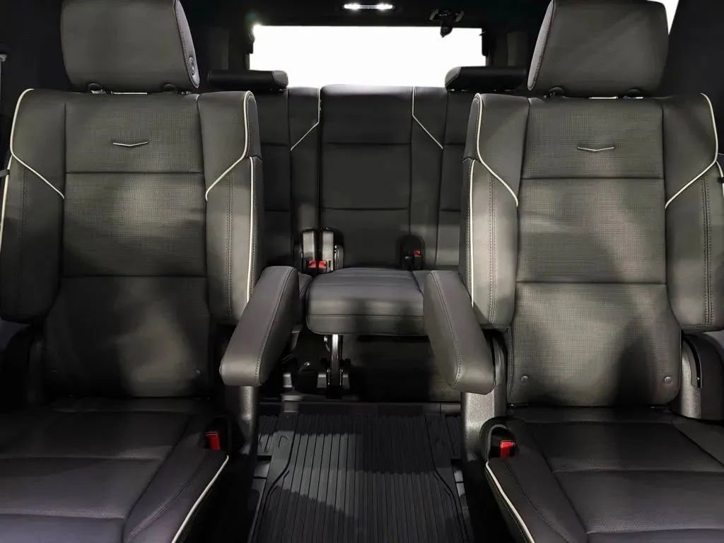 New 2026 Cadillac Escalade Sport w/ Touring Package image 9