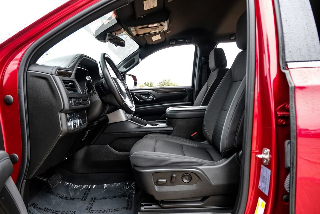 Used 2022 GMC Yukon XL SLE AWD/4WD image 3