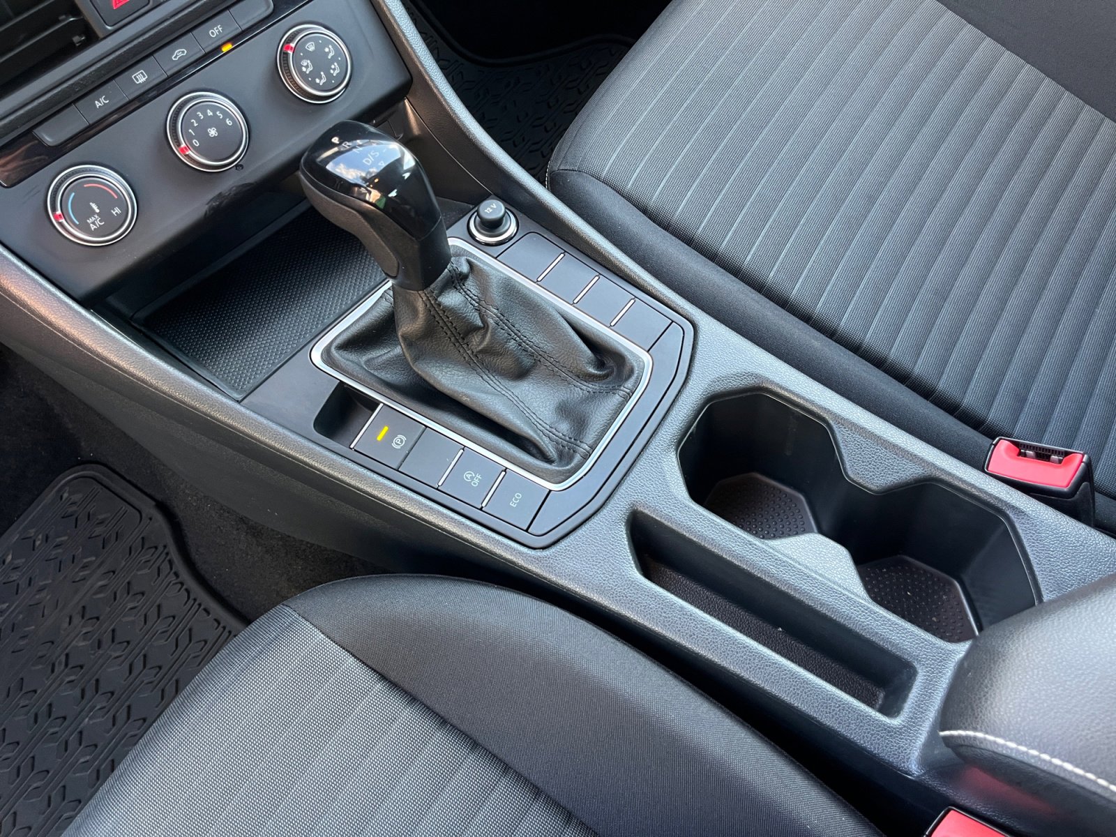 Used 2023 Volkswagen Jetta S FWD image 23