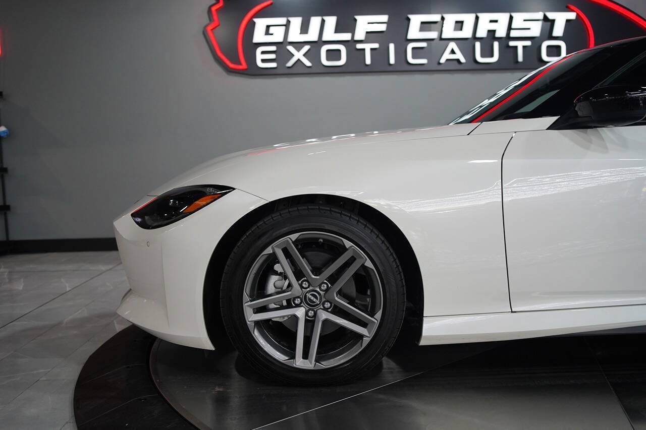 Used 2025 Nissan Z Sport w/ Floor Mat Package RWD image 23