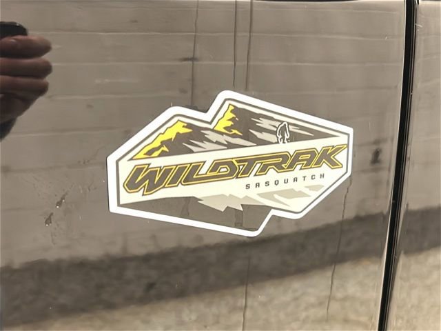 Used 2024 Ford Bronco Wildtrak image 29