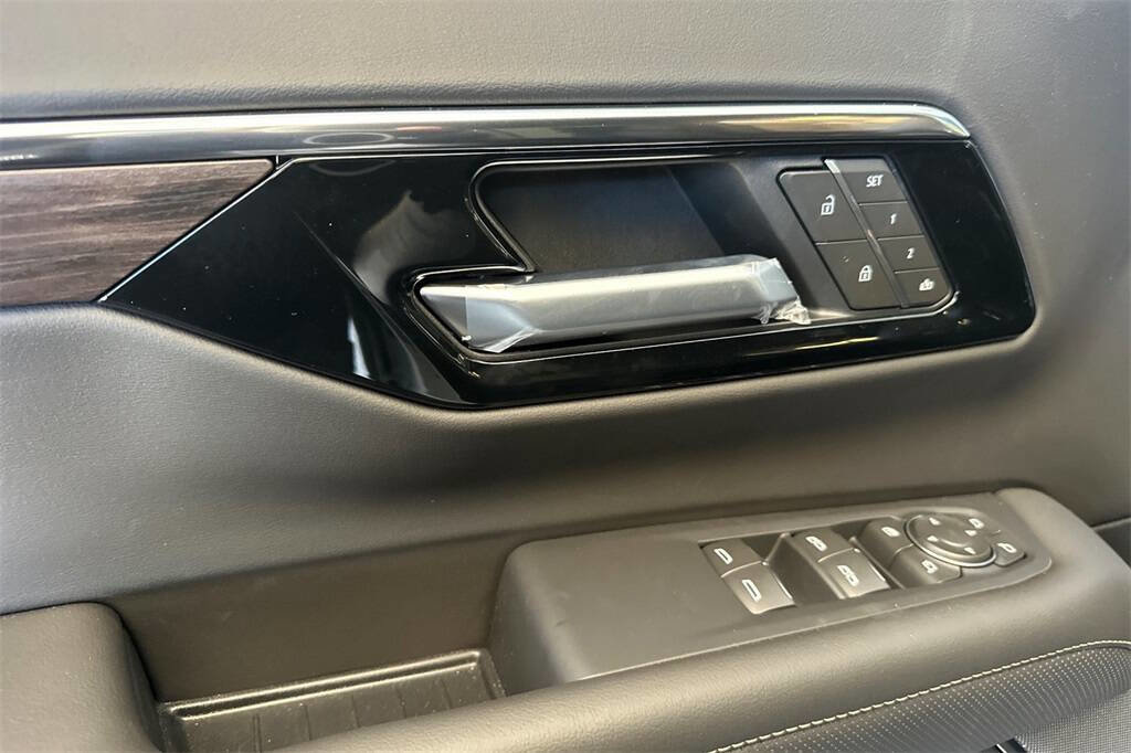 New 2025 Chevrolet Tahoe Premier image 12