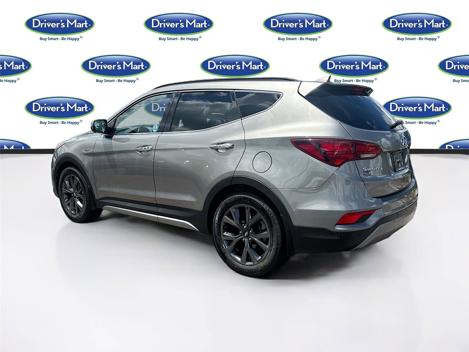 Used 2017 Hyundai Santa Fe Sport w/ Cargo Package AWD/4WD image 5