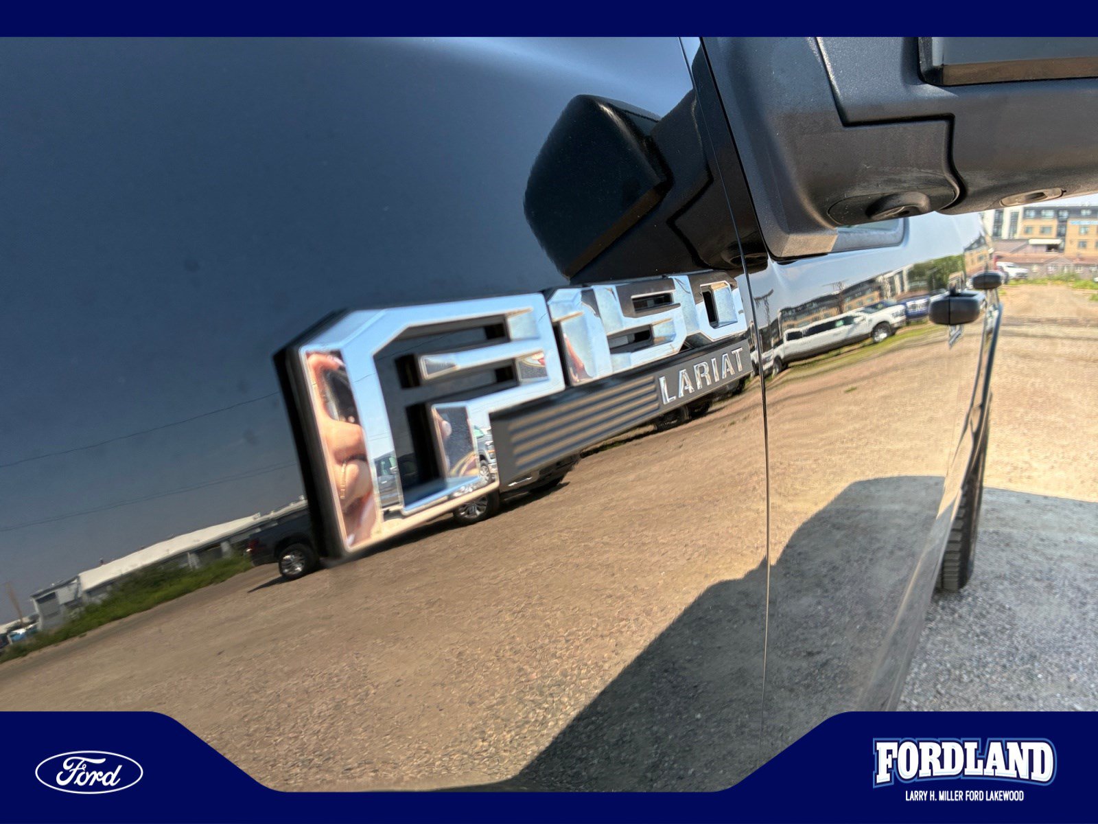 Used 2018 Ford F150 Lariat w/ Equipment Group 502A Luxury AWD/4WD image 23