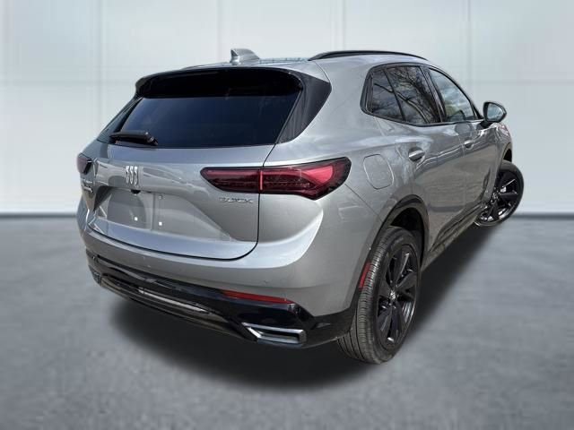 Used 2025 Buick Envision Sport Touring image 4