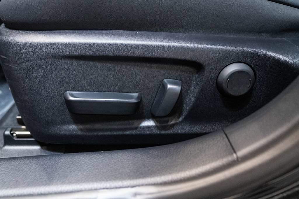 Used 2025 Lexus IS 350 F Sport w/ Navigation Package AWD/4WD image 23