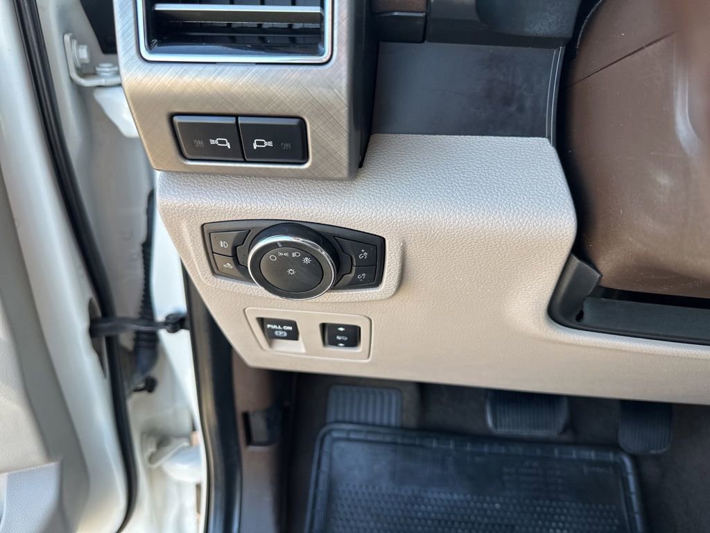 Used 2020 Ford F150 Limited w/ Trailer Tow Package AWD/4WD image 29
