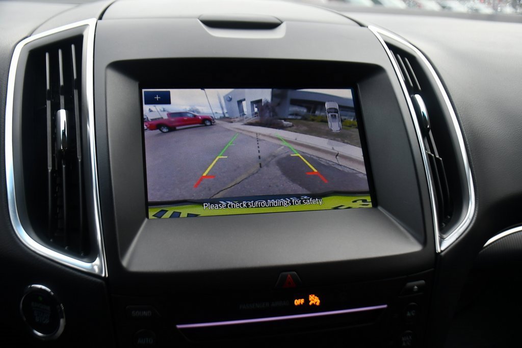 Used 2019 Ford Edge Titanium w/ Cold Weather Package image 24