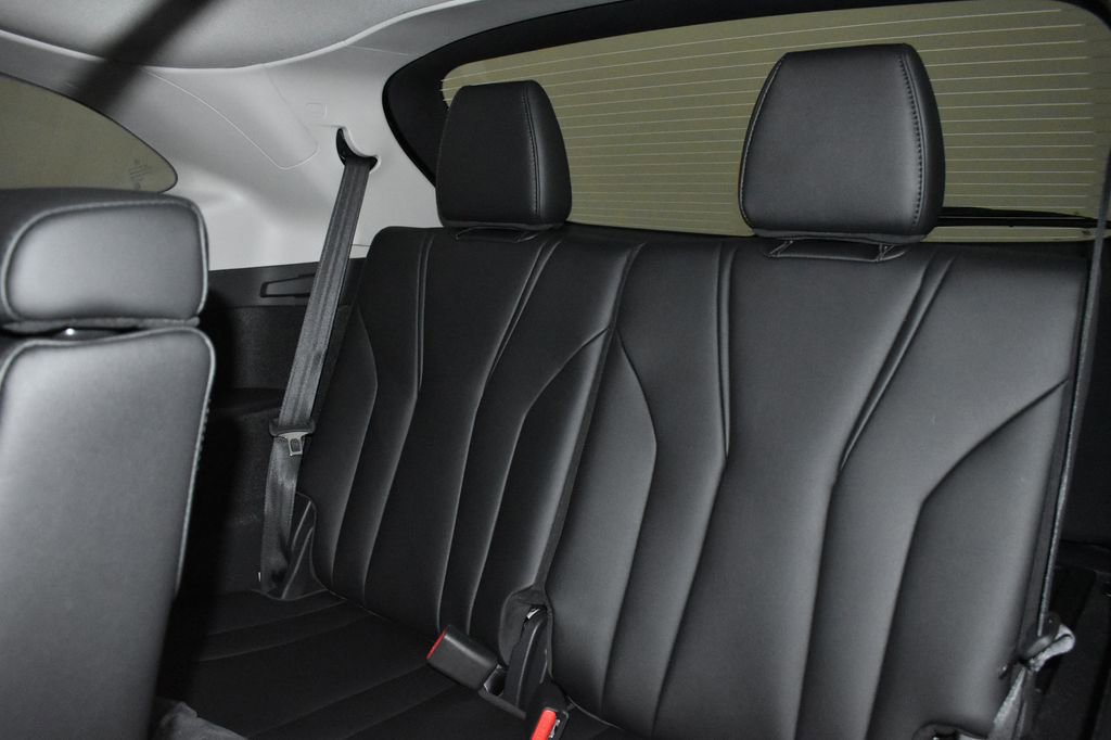 Used 2024 Acura MDX SH-AWD image 21