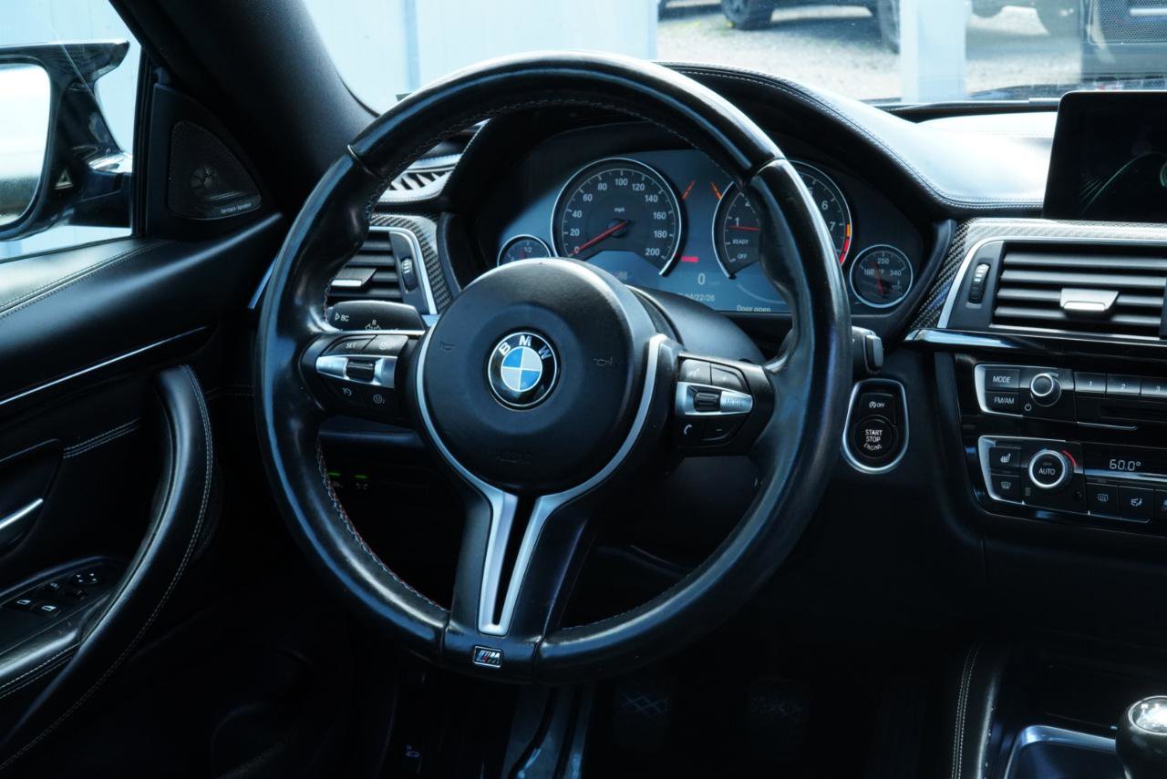 Used 2016 BMW M4 Coupe w/ Executive Package RWD image 72