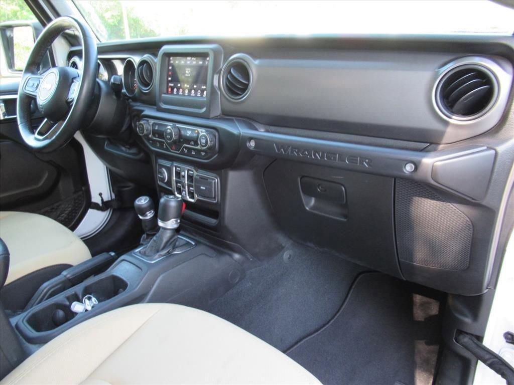 Certified 2022 Jeep Wrangler Unlimited Sport AWD/4WD image 11